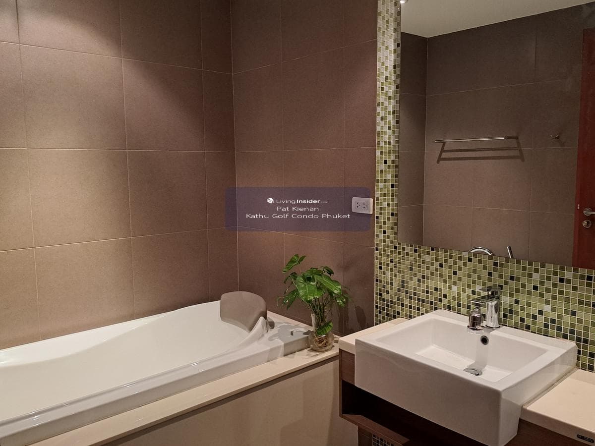 Corner unit 2 bedroom mountain view Golf Course view near Central Phuket for rent - image 3