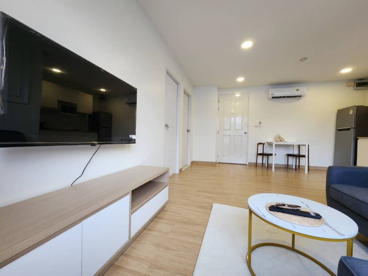 The Clover Condo For Sell WR-03061 - image 2