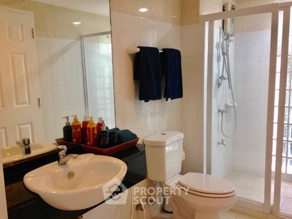 1-BR Condo at The Royal Place Condominium close to Kathu (ID 1002291) - image 8