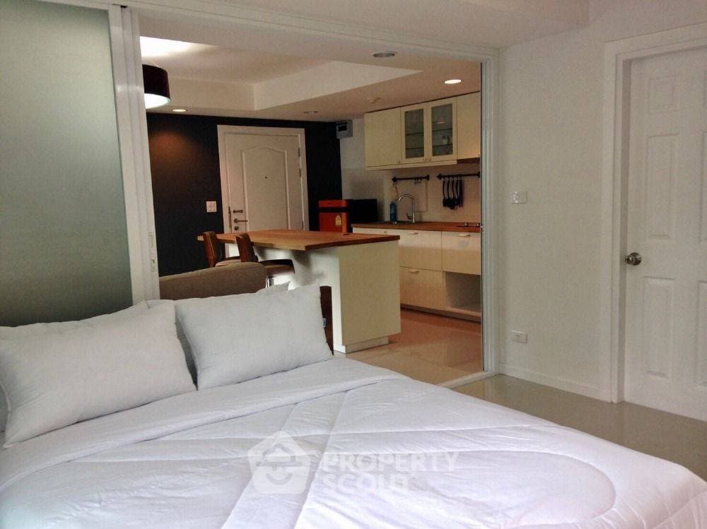 1-BR Condo at The Royal Place Condominium close to Kathu (ID 1002291) - image 7