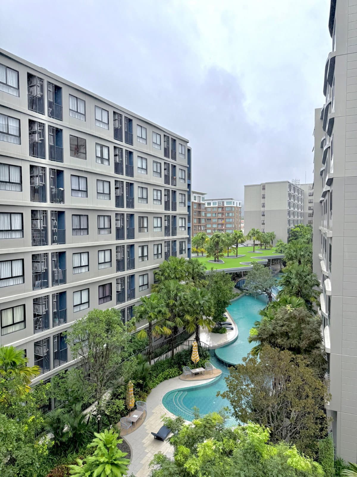 For Sale - Brand New unit in Dcondo Reef. 2.69MB Pool View