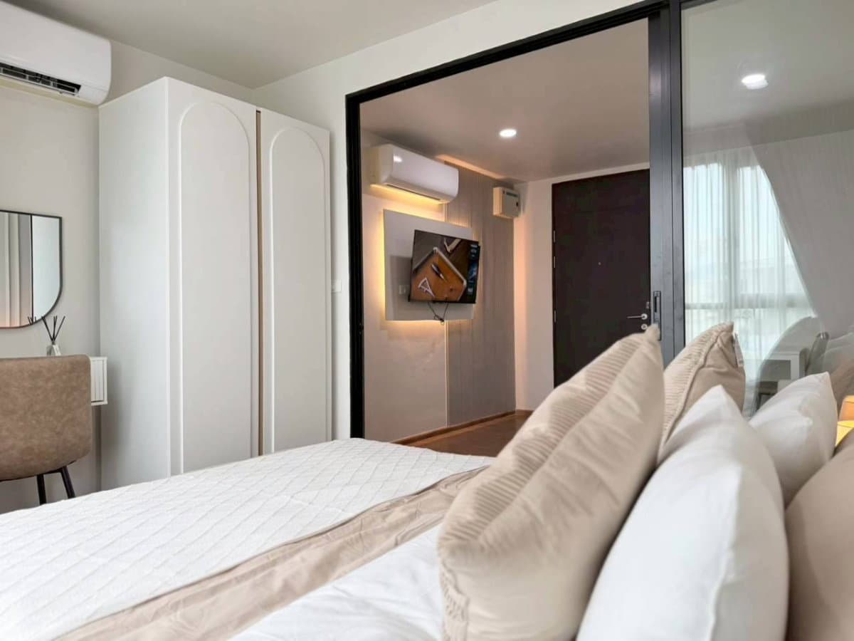 Centrio Condominium For Sell WR-03957 - image 4