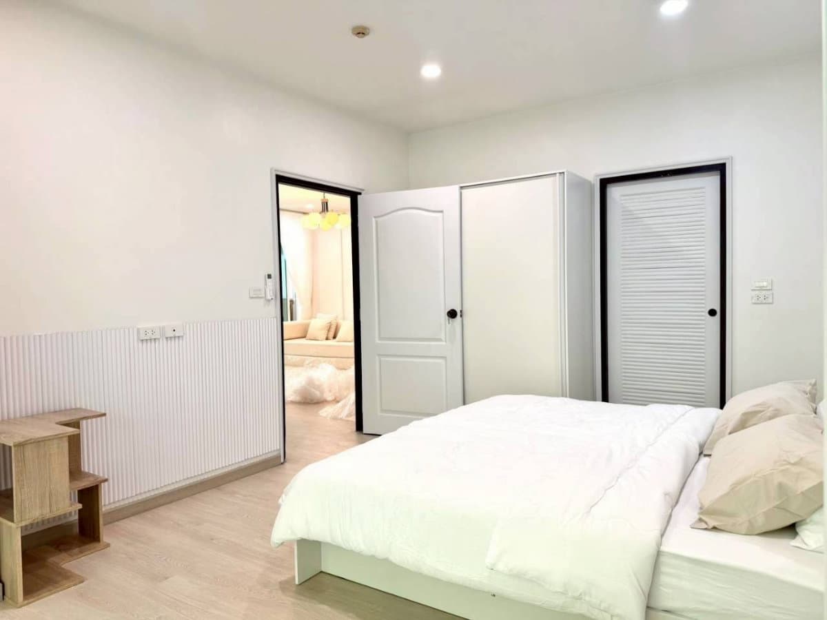 Phanason The Green Place Condominium WR-04140 - image 6