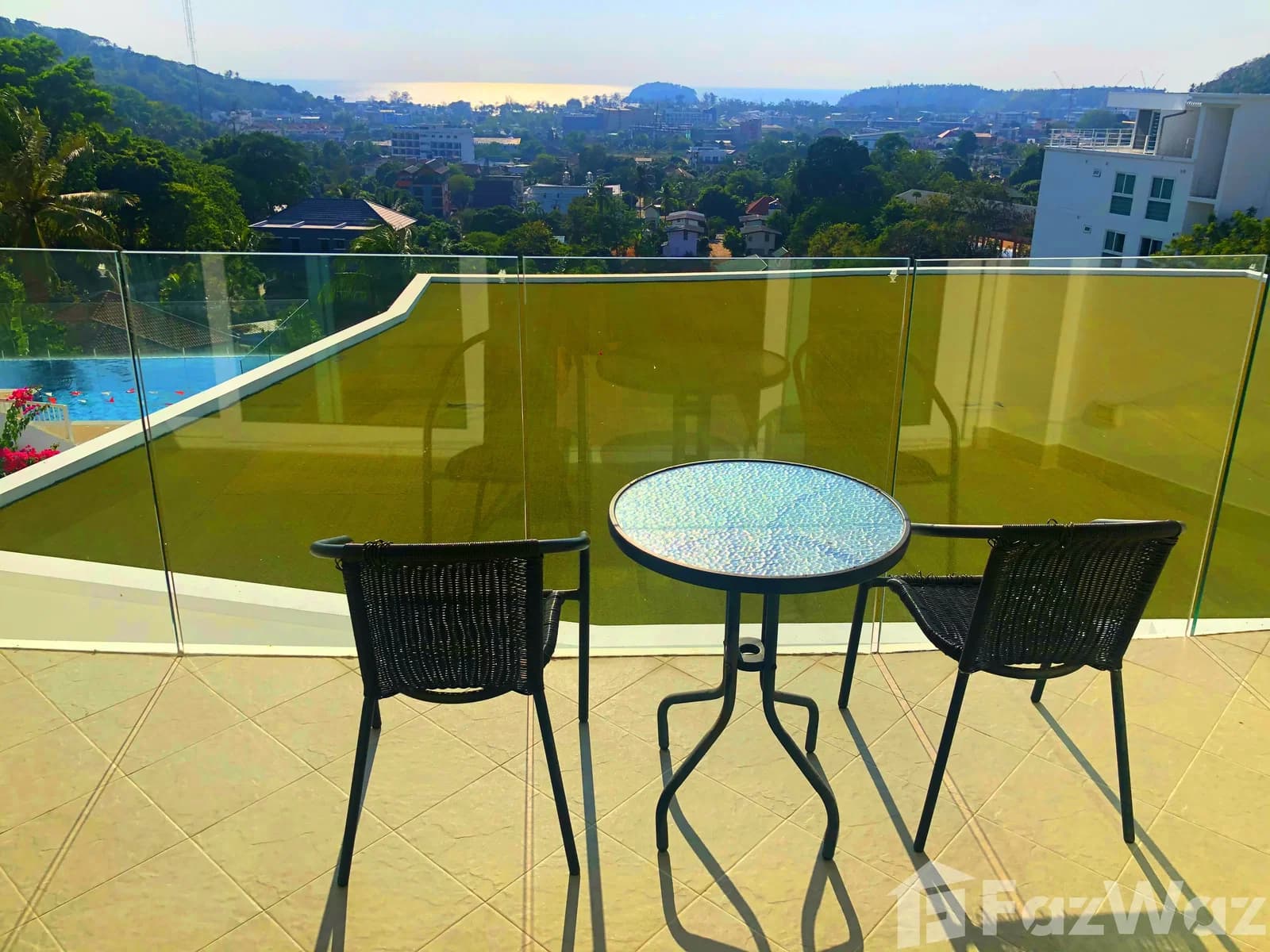 Prime Top-Floor Unit with Panoramic Sea Views in Kata 6062833