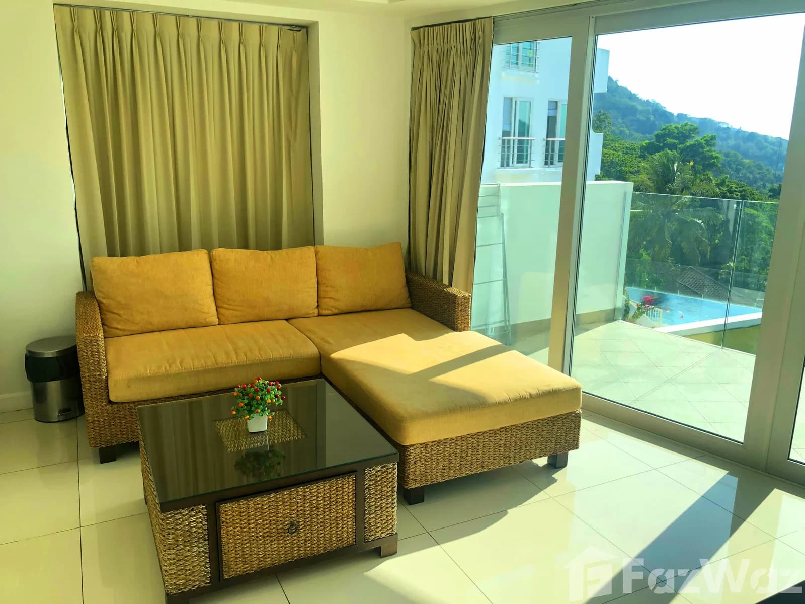 Prime Top-Floor Unit with Panoramic Sea Views in Kata 6062833 - image 2
