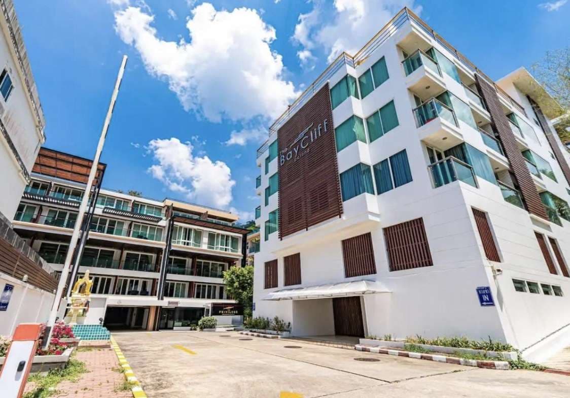 The BayCliff patong FOREIGNER FREEHOLD