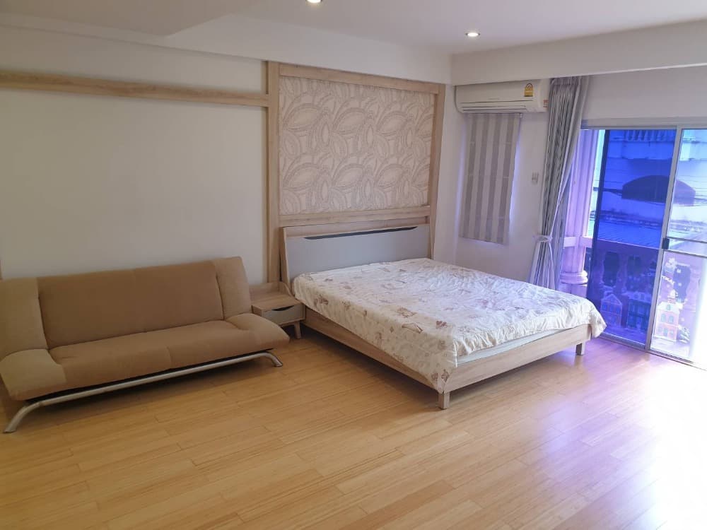 Commercial building, 2 rooms, near Khao Rang intersection. Phuket city center - image 3