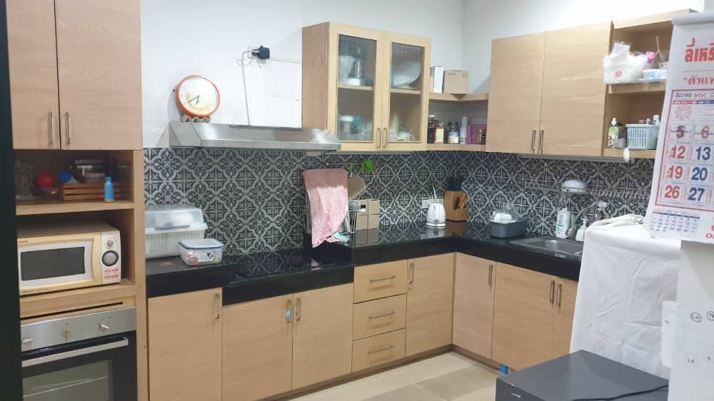 Commercial building, 2 rooms, near Khao Rang intersection. Phuket city center - image 8