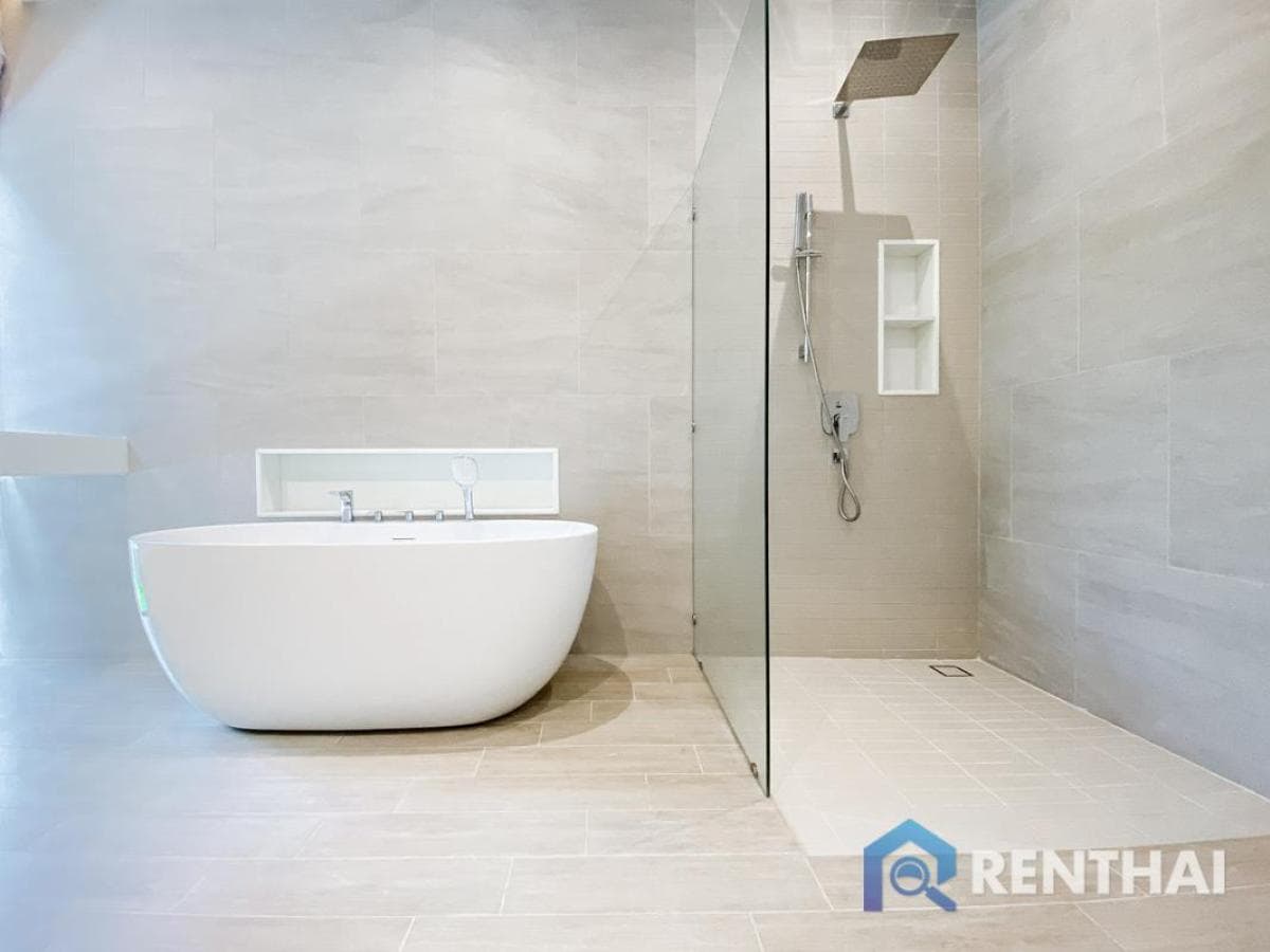 Aileen Villas Phase 2: 3-Bed Villa in Phuket, Luxury Amenities, Furnished. - image 5