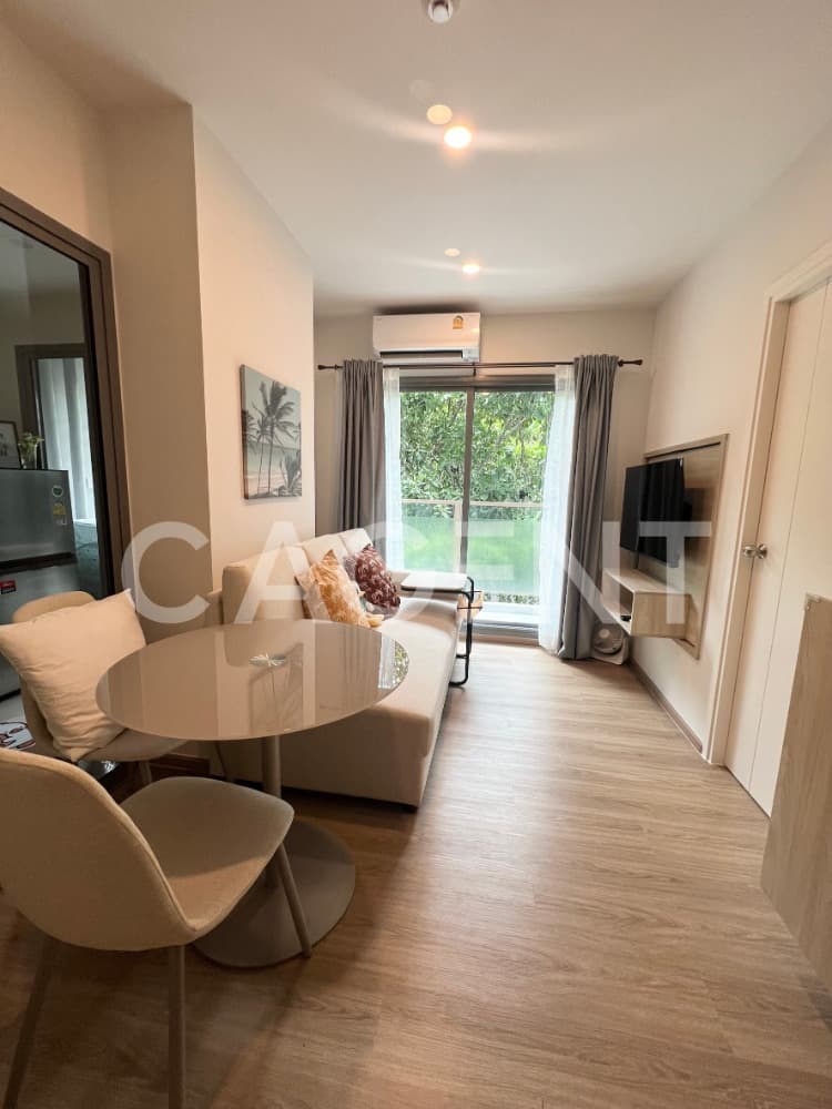 Condo for rent “Phyll Phuket“ in the heart of Phuket city, surrounded by complete facilities.