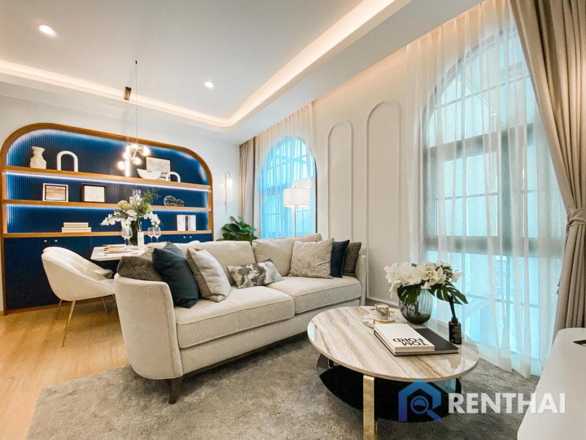 Luxurious 1bed Above Element Condo in Phuket with Private Pool, Garden