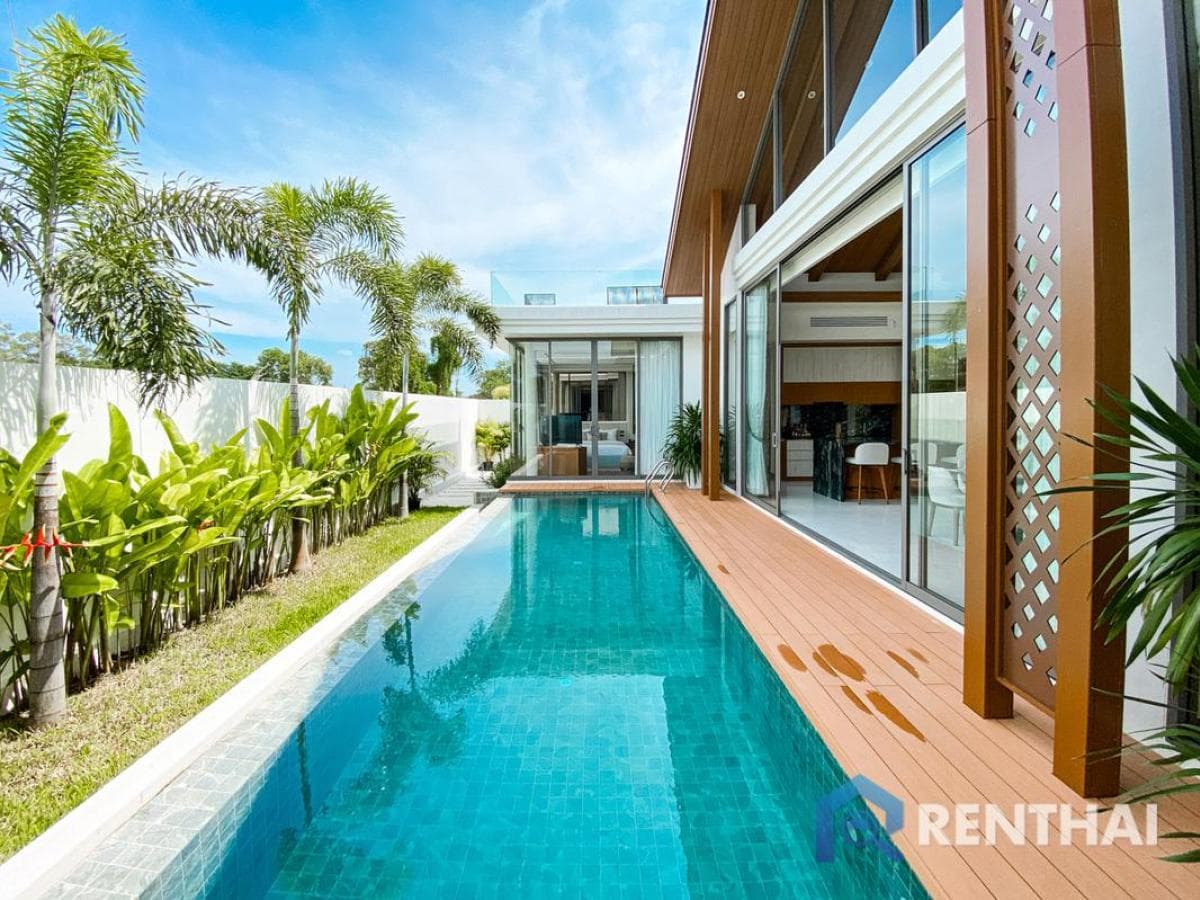 Luxurious 3-bed Villa at The Ozone Residences, Phuket, with Private Pool