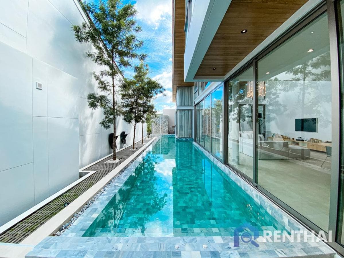 Luxurious 4bed Villa in Phuket, The Trinity Village with Private Pool and Garden