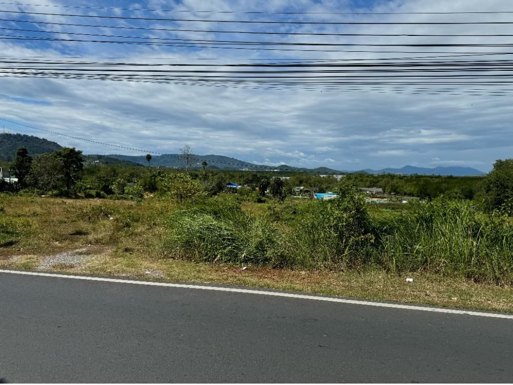 Land for sale 28 rai 295 sq. Wah. Thep Praree Road, Ratsada, Mueang, Phuket. - image 4