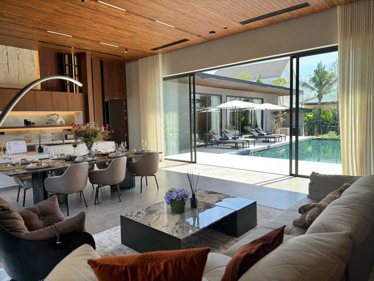 Luxury Pool Villa for Sale 442.26 sq.m. Near Central Festival Phuket - image 3