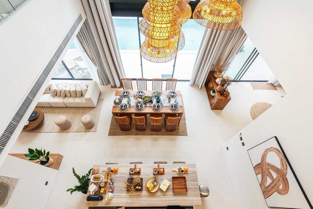 Luxury Pool Villa for Sale in Chalong Bay 588 sq.m. Near Phuket Paradise - image 4