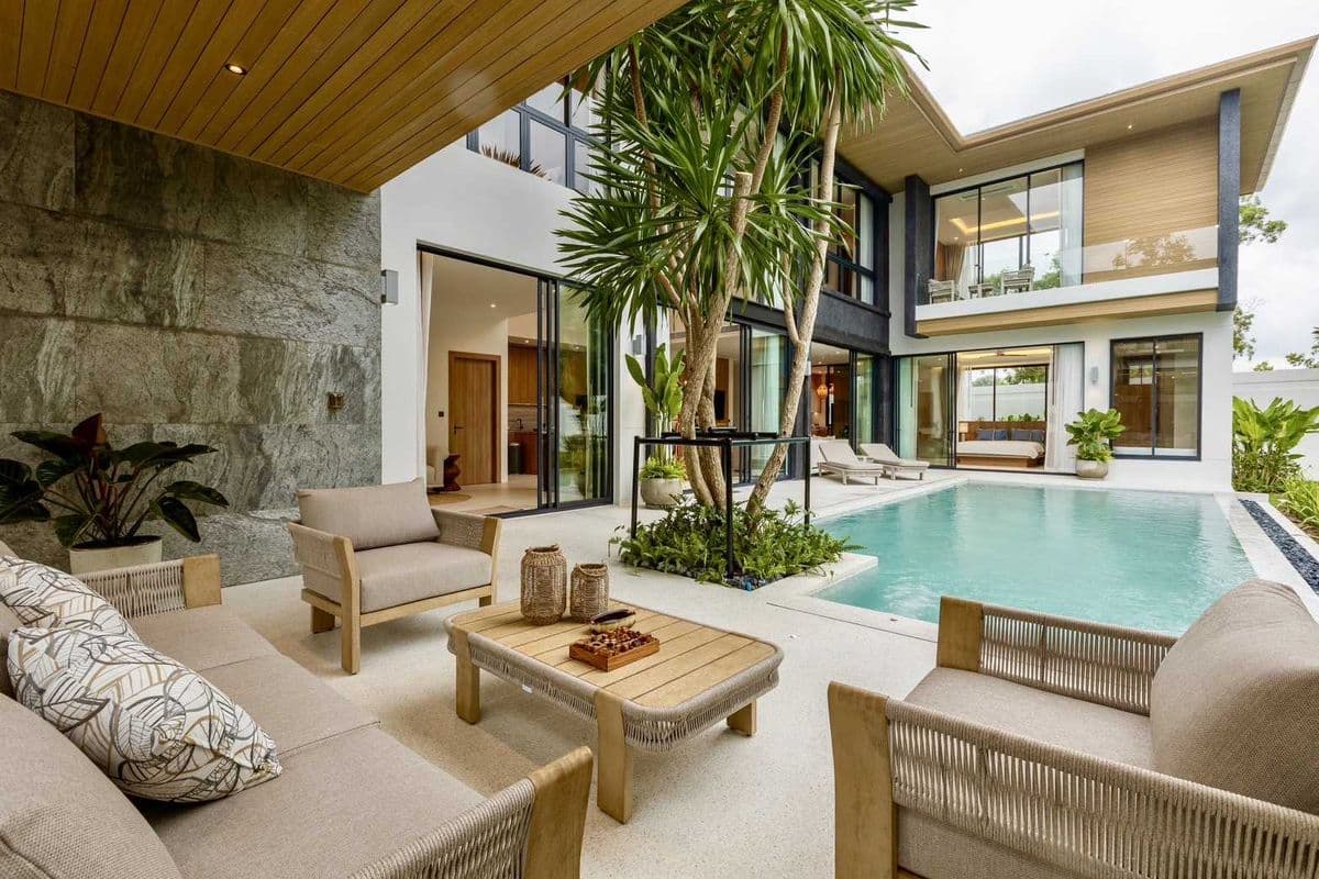 Luxury Pool Villa for Sale in Chalong Bay 588 sq.m. Near Phuket Paradise - image 6