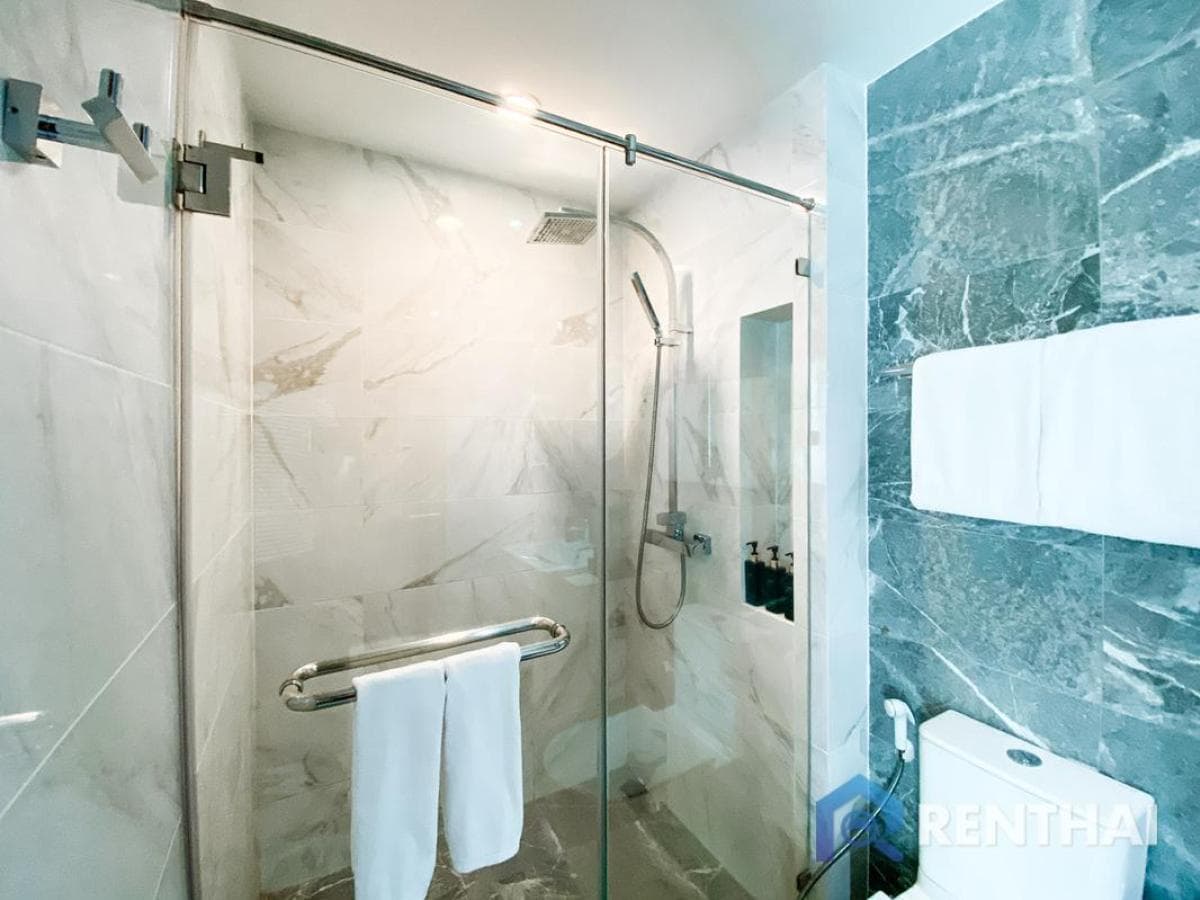 Luxury 1bed Wekata Luxury Condo in Hotel, Phuket - Full Furnished, Gym, Pool - image 5