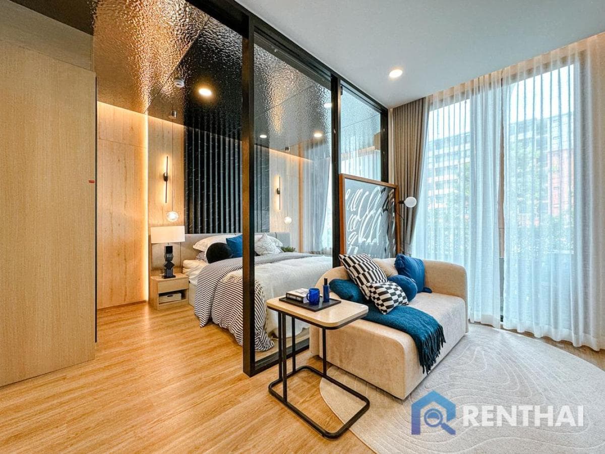 1 Bedroom Brand New near Bangtoa Beach