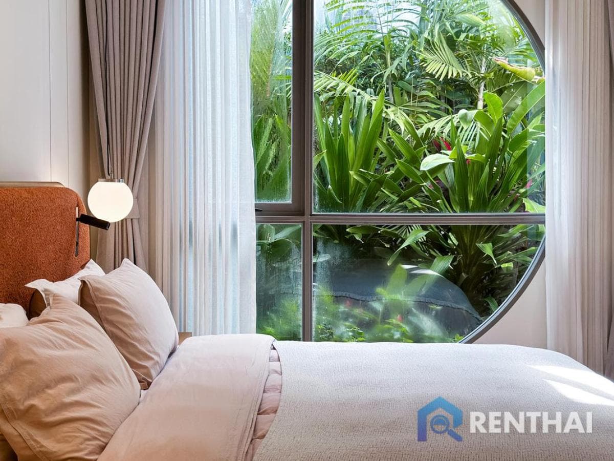 For sale condo 3 bedrooms at The Standard Residences - image 2