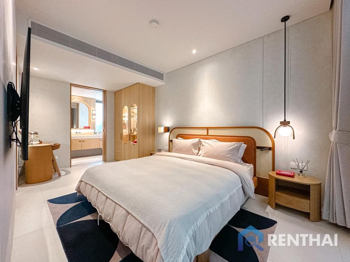 For sale condo 3 bedrooms at The Standard Residences - image 4