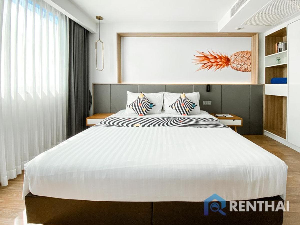 Luxury Studio Condo in Wekata 3, Phuket: Fully Furnished, Gym & Parking - image 3