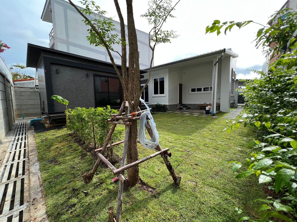 Detarer Duplex Style High Ceiling - image 4
