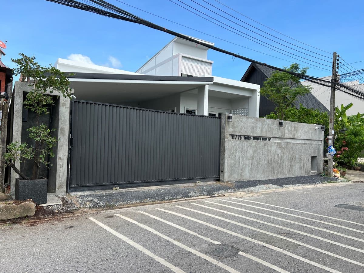 Detarer Duplex Style High Ceiling