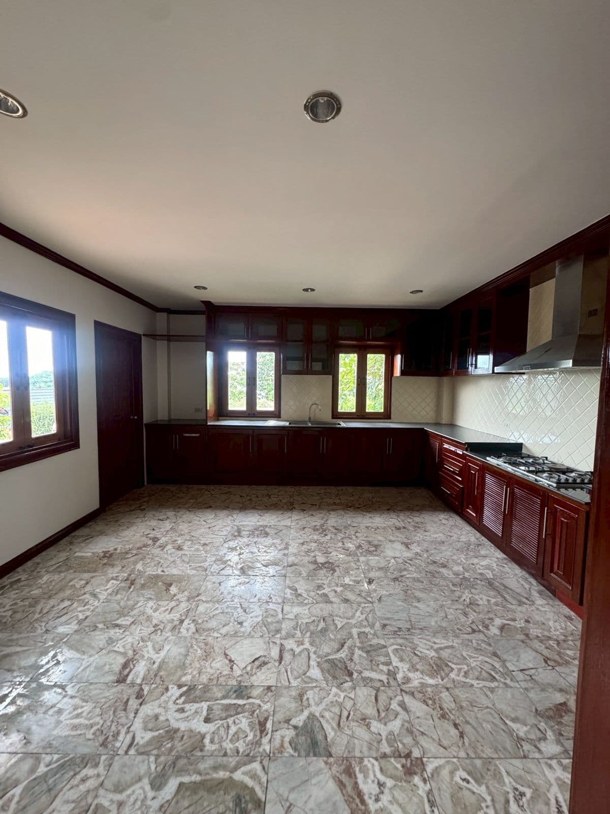 JK 1155213: Outside the Phuket project - image 4