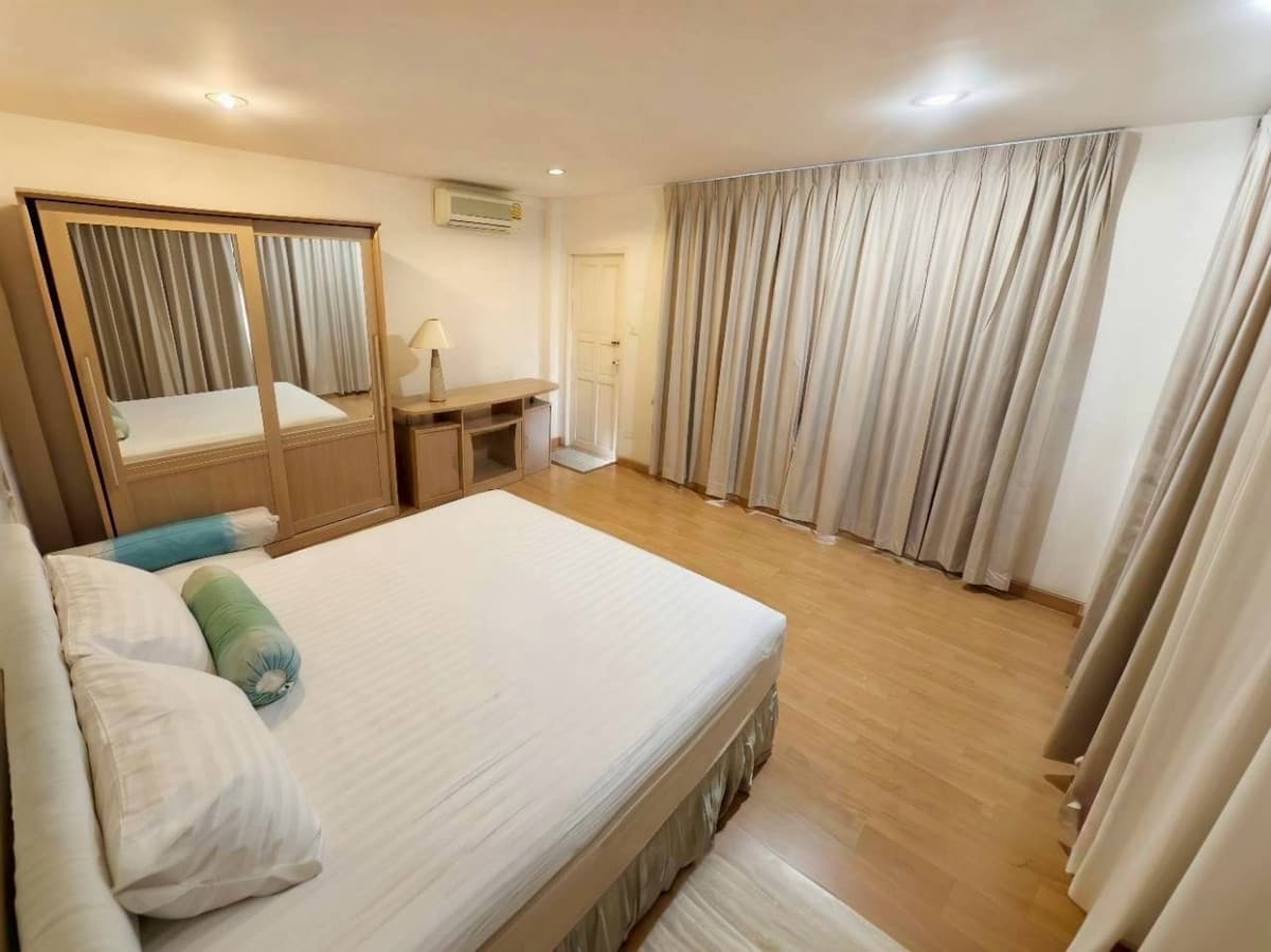 Rare Find in Wichit: Fully Furnished 2-Bedroom House on 1,000 sqm Land with Large Garden! - image 4