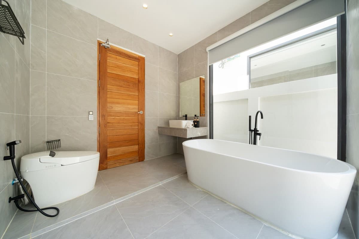 Luxury 4-Bedroom Villa with Pool in Rawai – Perfect Family Retreat - U1701682 - image 5