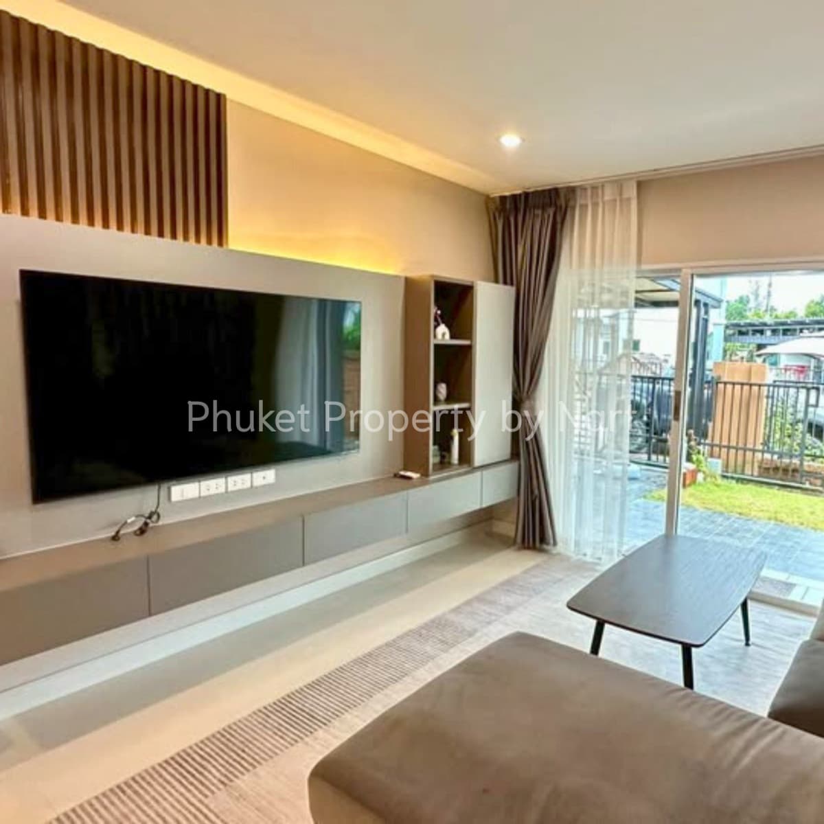 Corner detached house for rent, 3 bedrooms, pets allowed, The Plant Project, Thep Kasattri-Thalang, Phuket, 40,000 baht/month.