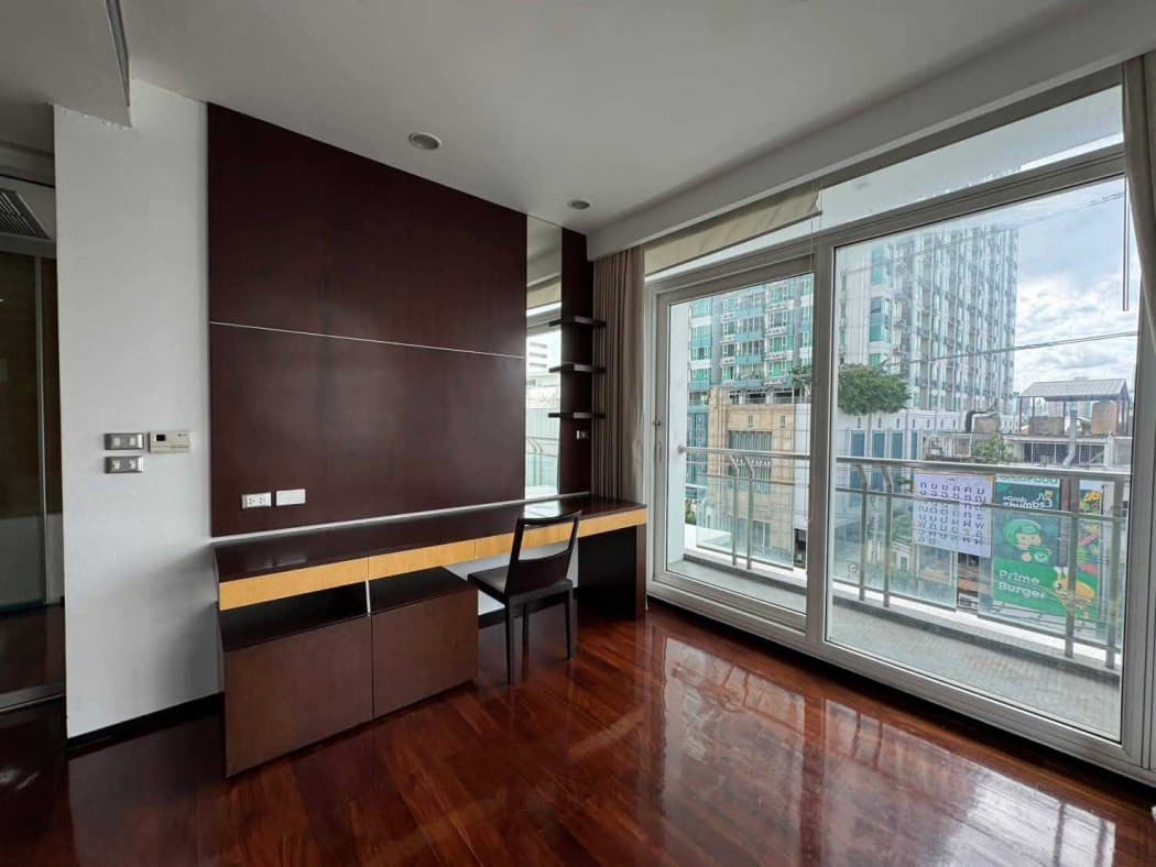 Condo for rent, The Height, 136.92 sq m, near Tops Market. - image 2