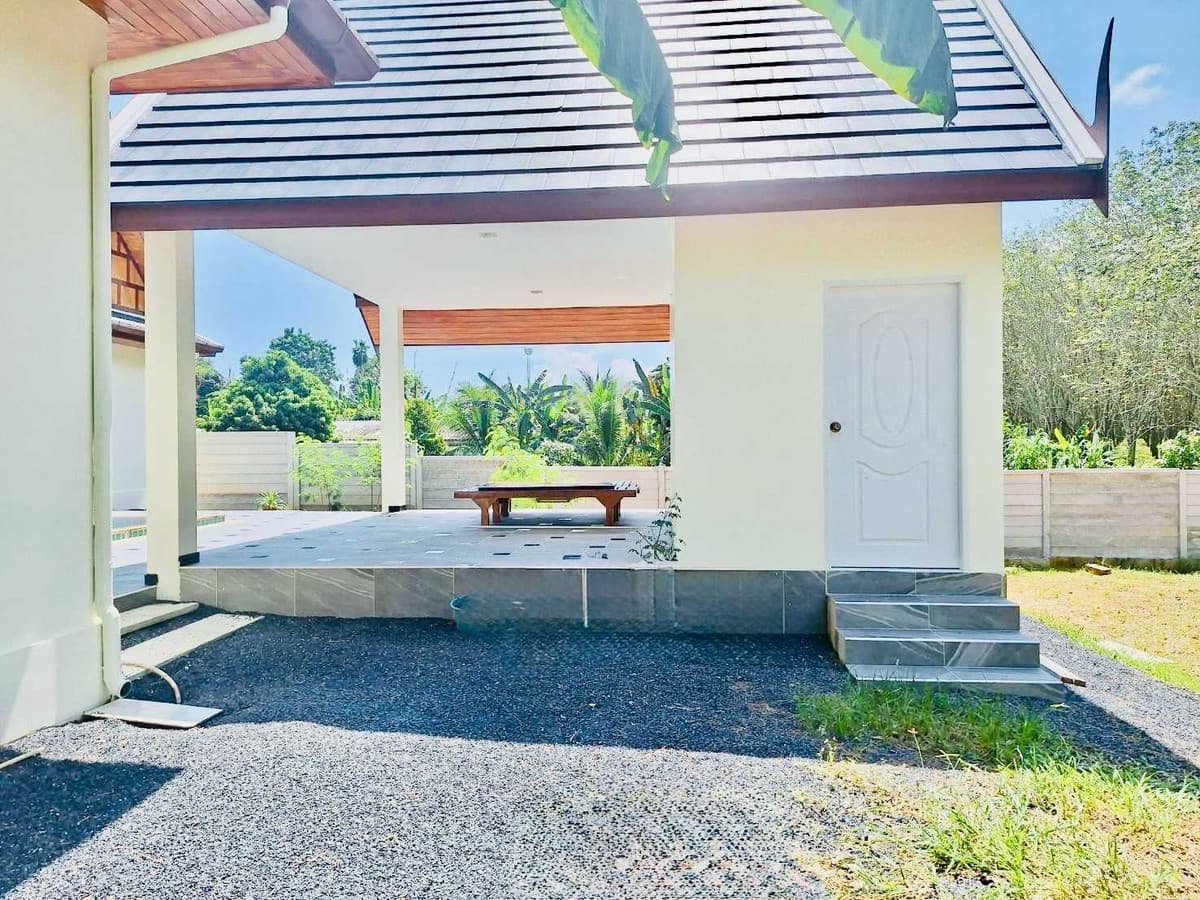 Luxury Pool Villa for Sale: 400 sqm, Near Phuket International Airport - image 4