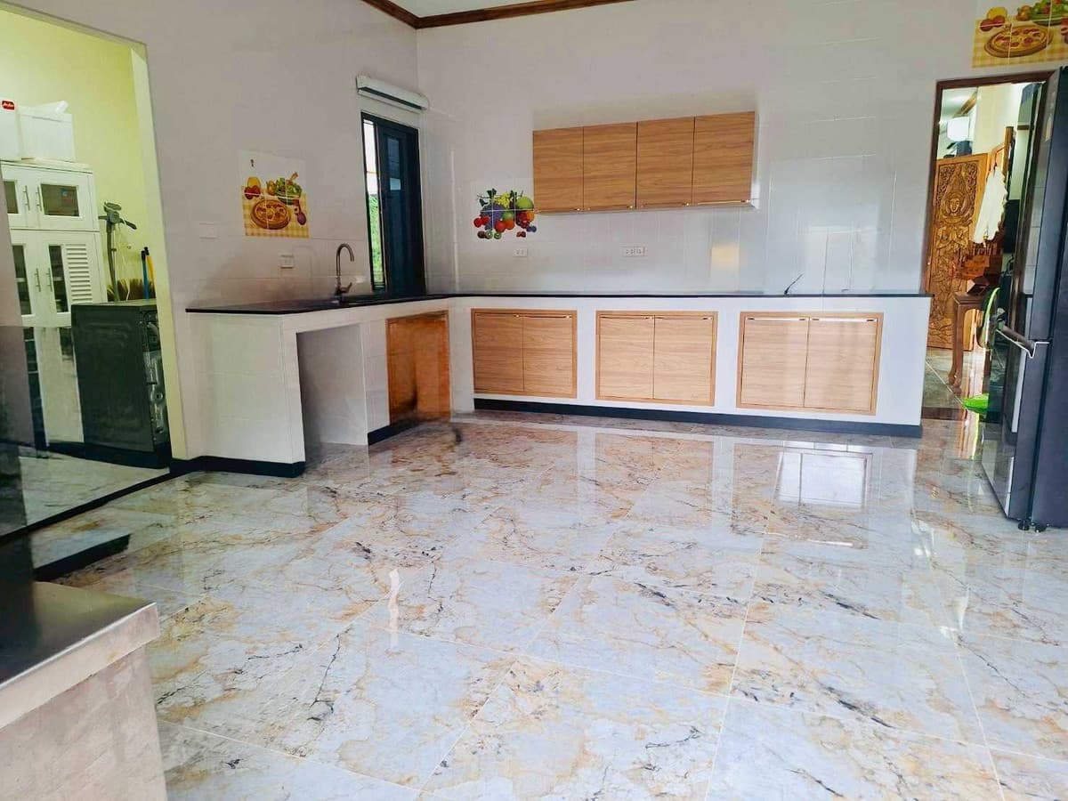 Luxury Pool Villa for Sale: 400 sqm, Near Phuket International Airport - image 7