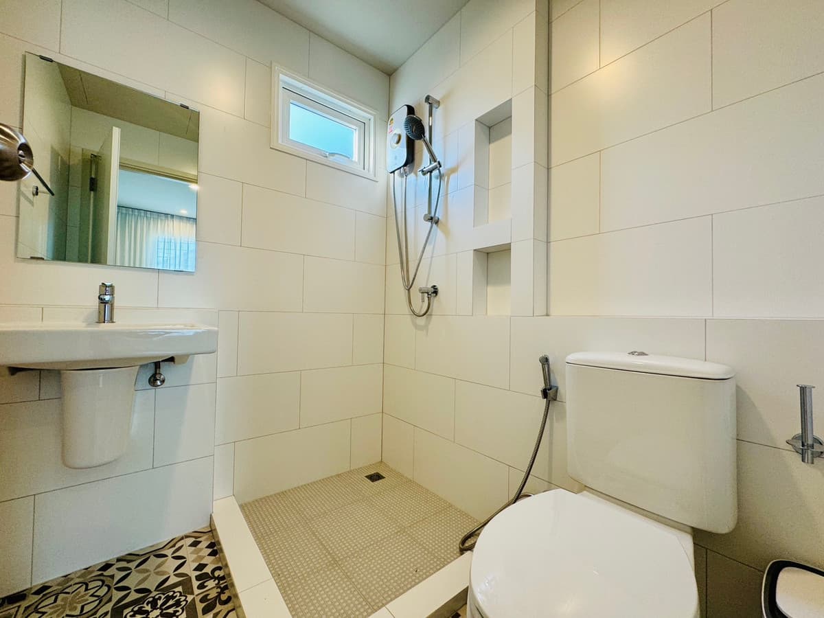 β¨ππ€πͺπ¨π ππ€π§ πππ£π© | πΌπ£ππ¨ππ§π πππ π‘π€π - image 4