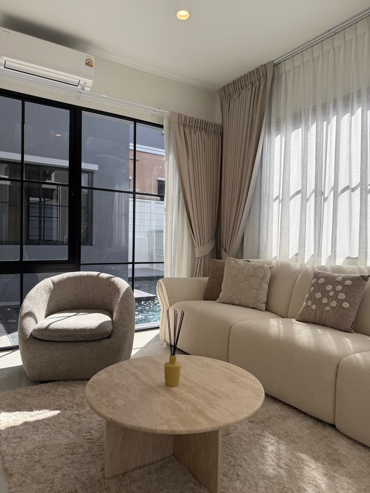 🌴FOR RENT🌴 Luxury 4-Bed English Style House with Pool at Crown Estate (Dulwich Rd), Next to British International School Phuket – Ready to Move In - image 8