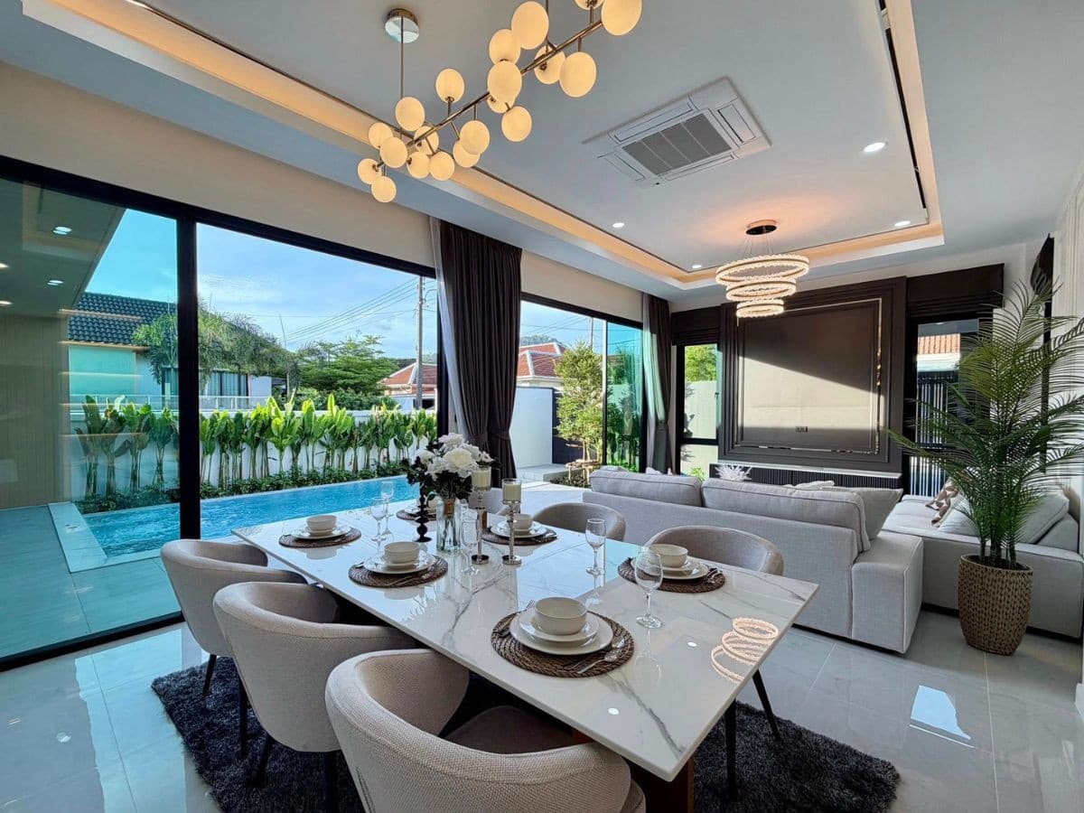 Villa for sale in Phuket, private pool, in Koh Kaew, Muang, Phuket, 3 bedrooms, 3 bathrooms.