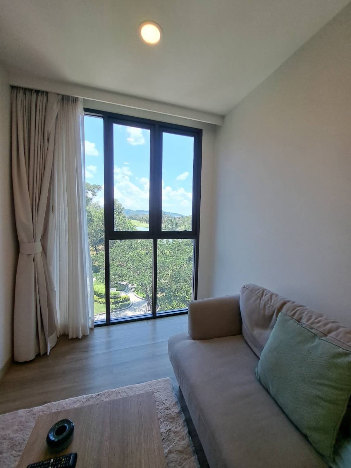 Special price Urgent sale Skypark Laguna at 5 million only Golfclub view - image 5