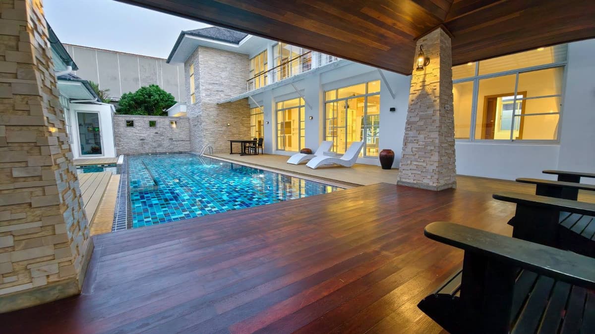 Luxury Pool Villa for Sale , near Robinson Chalong Phuket, 29.5 Million Baht - image 6