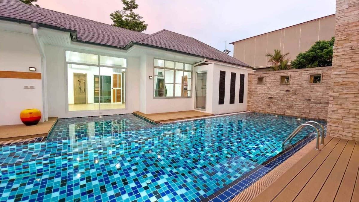 Luxury Pool Villa for Sale , near Robinson Chalong Phuket, 29.5 Million Baht - image 4