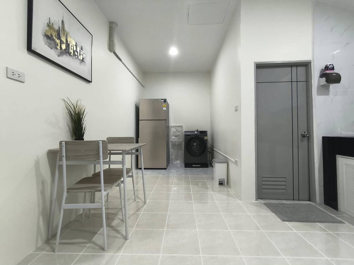 For rent very cheap!! One-story detached house, newly renovated, fully furnished, ready to move in, prime location, near Makro, near Rawai Beach, 8 minutes. - image 7