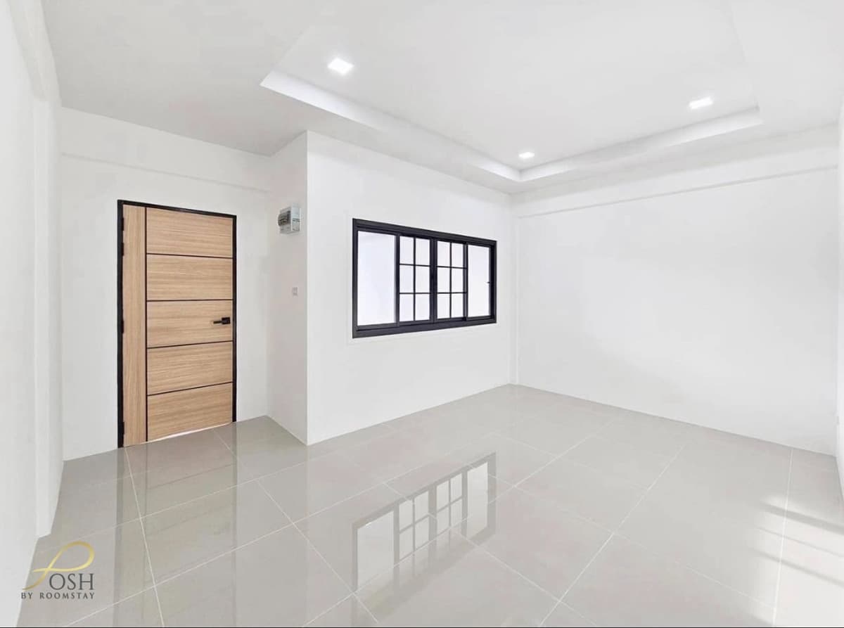 Suanprai Village, Thalang Near Thao Thep Krasattri Monument & Robinson Lifestyle – only 1 minute (200 m) - image 3