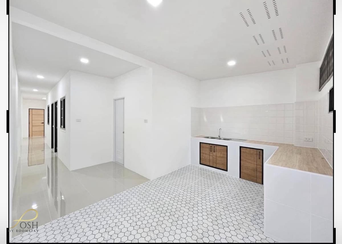 Suanprai Village, Thalang Near Thao Thep Krasattri Monument & Robinson Lifestyle – only 1 minute (200 m) - image 5