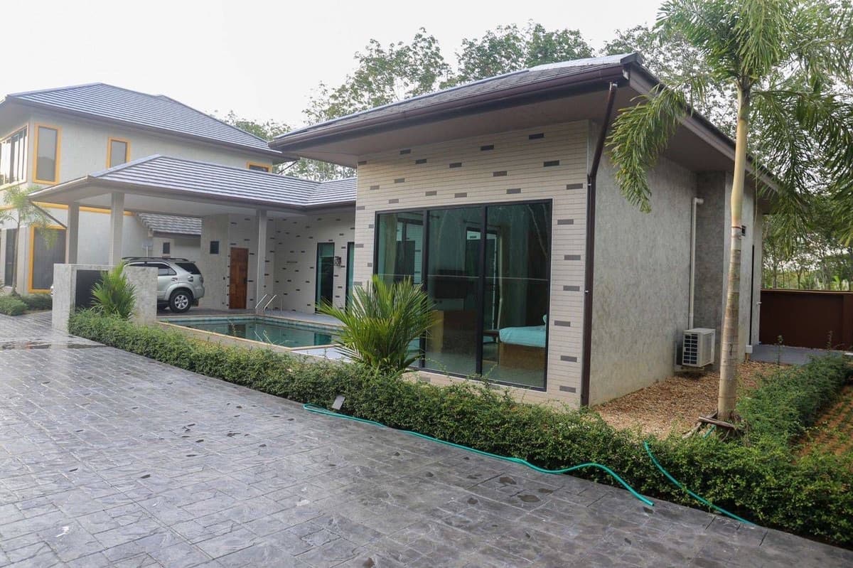 5 pool villas for sale in 1 title deed, 1.3 Rai, cheap price, with tenants, receive income immediately. - image 7