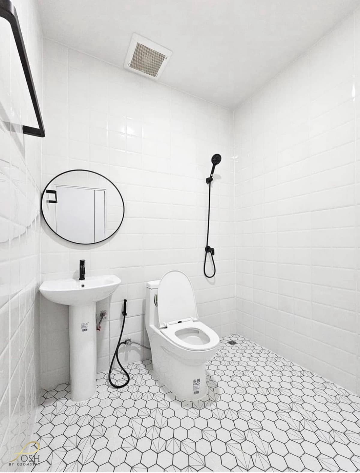 Suanprai Village, Thalang Near Thao Thep Krasattri Monument & Robinson Lifestyle – only 1 minute (200 m) - image 8