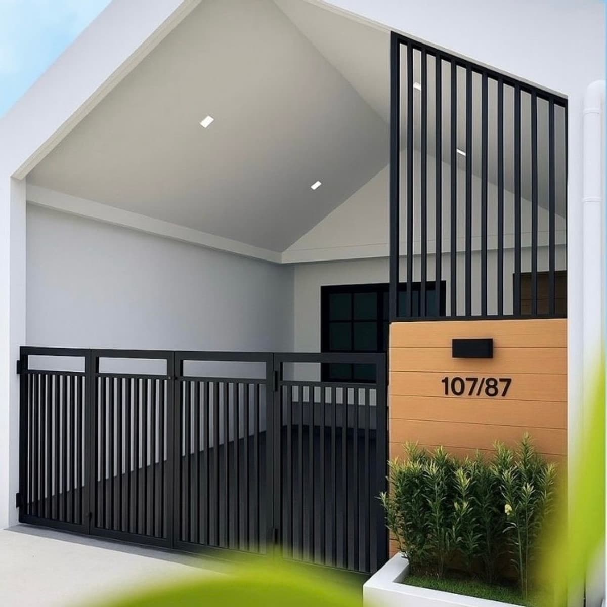 Suanprai Village, Thalang Near Thao Thep Krasattri Monument & Robinson Lifestyle – only 1 minute (200 m)