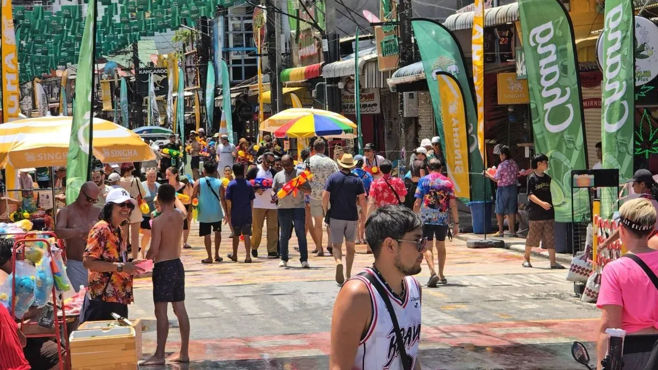 Phuket Songkran bustling: Bangla Road hottest spot, tourists