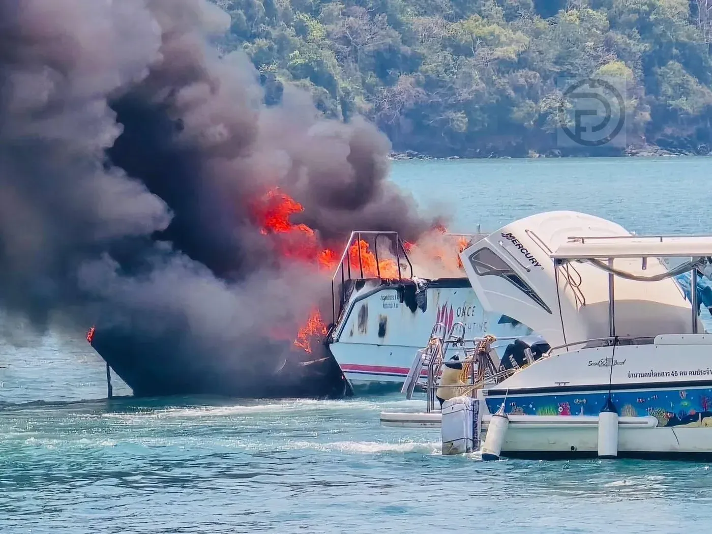 Phuket Speedboat Fire Contained, Five People Injured-VIDEO
