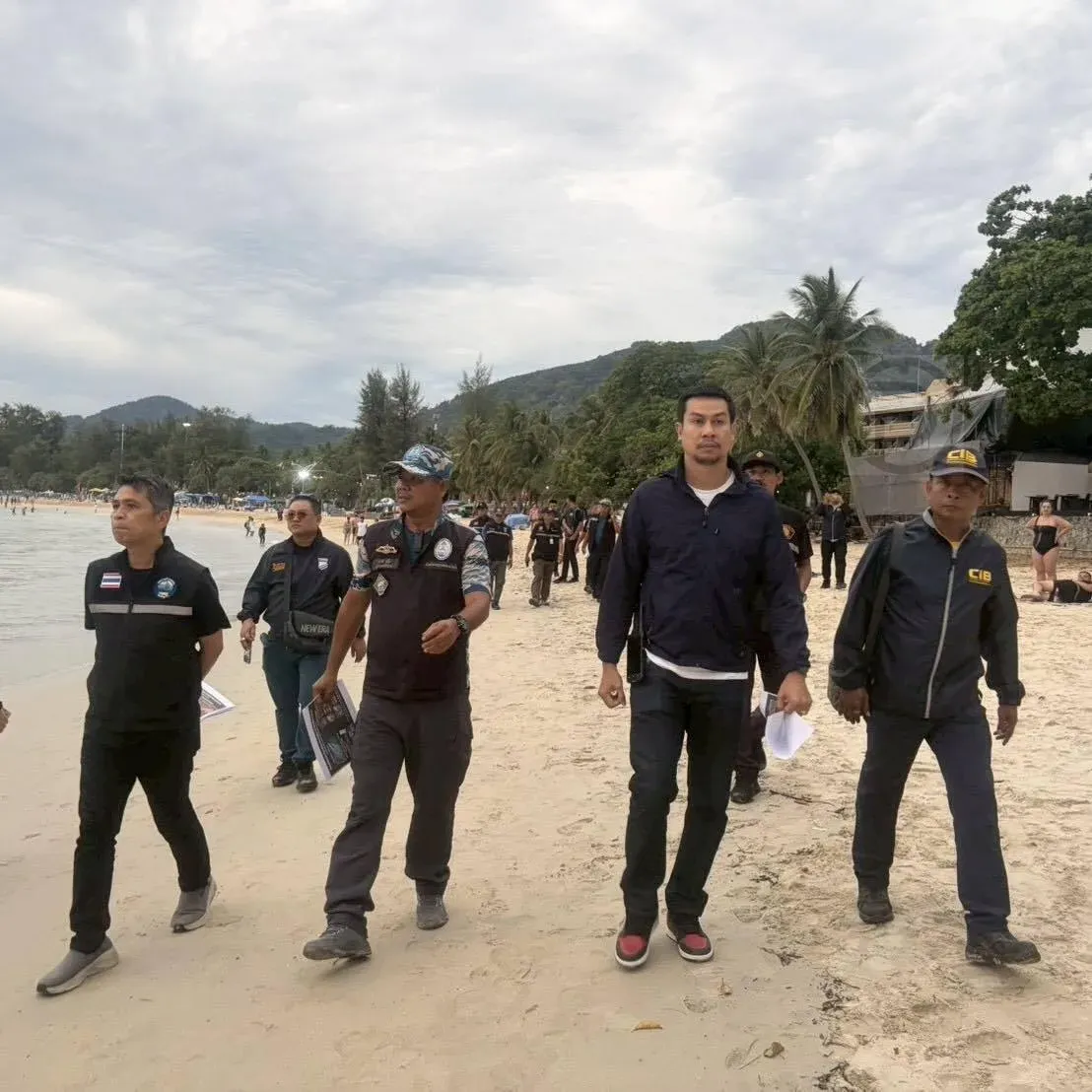 Authorities investigate spearfishing of protected parrotfish | Phuket